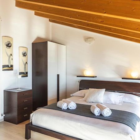 Il Giardino Di Lory Apartment Vercana Екстериор снимка