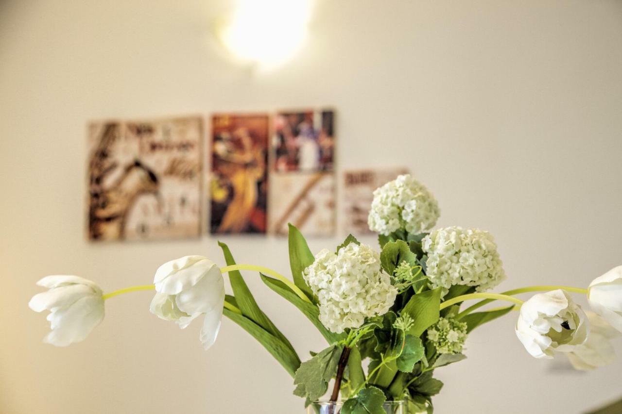Il Giardino Di Lory Apartment Vercana Екстериор снимка